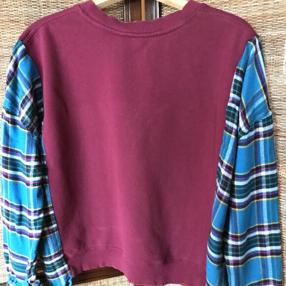 Upcycled Sweatshirt Flannel, M-XL: Oversized Table Rock Lake Pontoon Graphic Tee - Picture 6 of 10